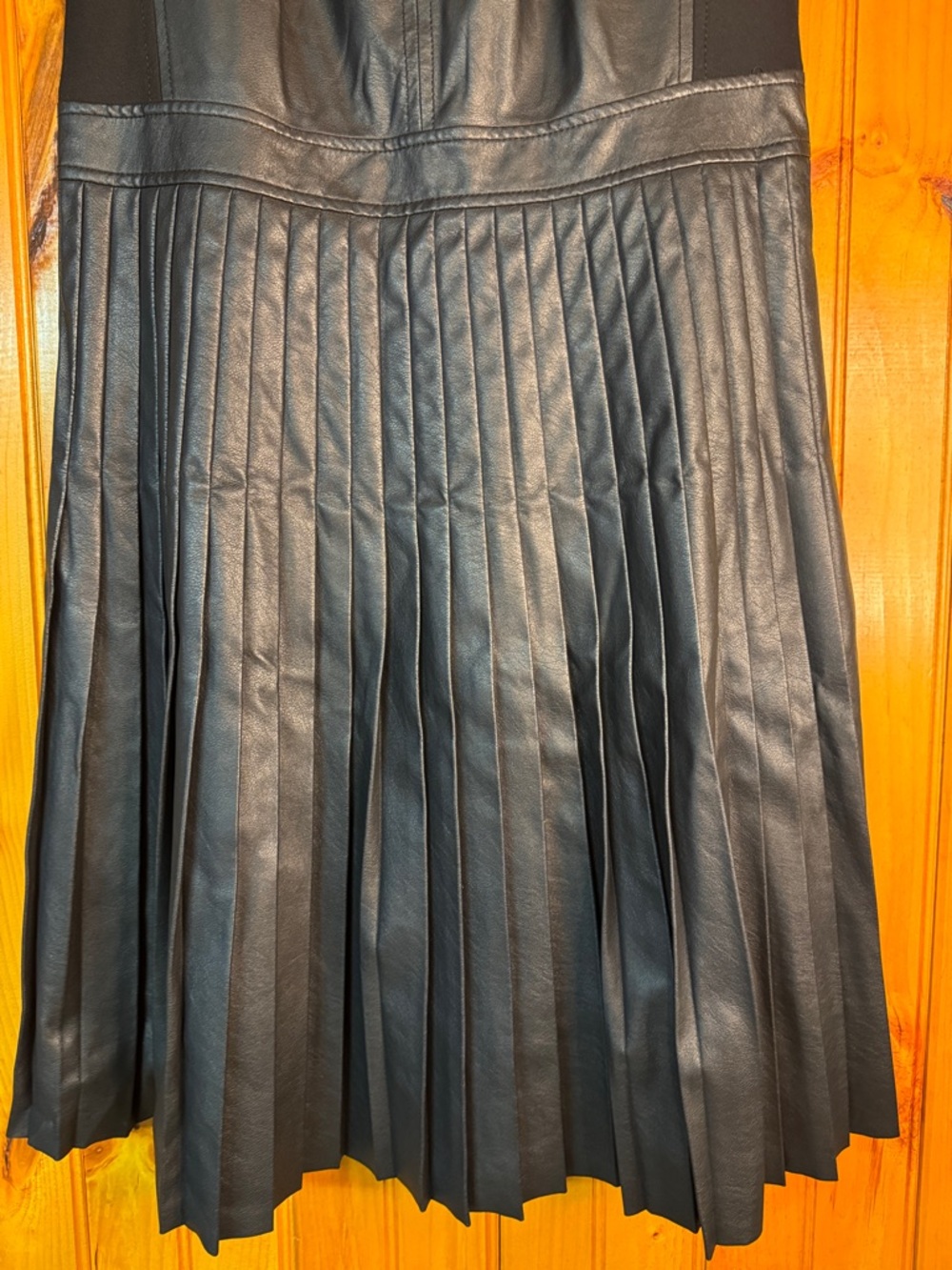 Rebecca Taylor Black Sleeveless Pleated Faux-Leather Midi Dress - Picture 5 of 7